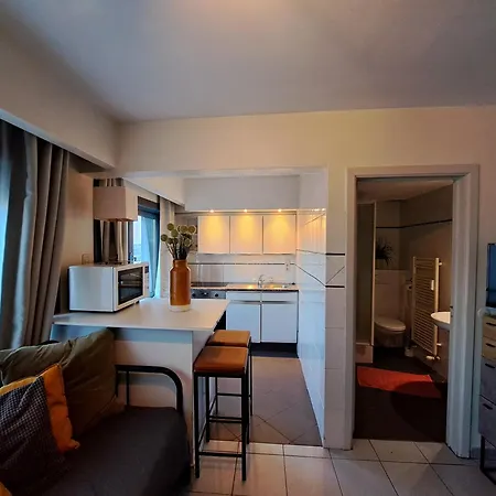 Apartment Bc *